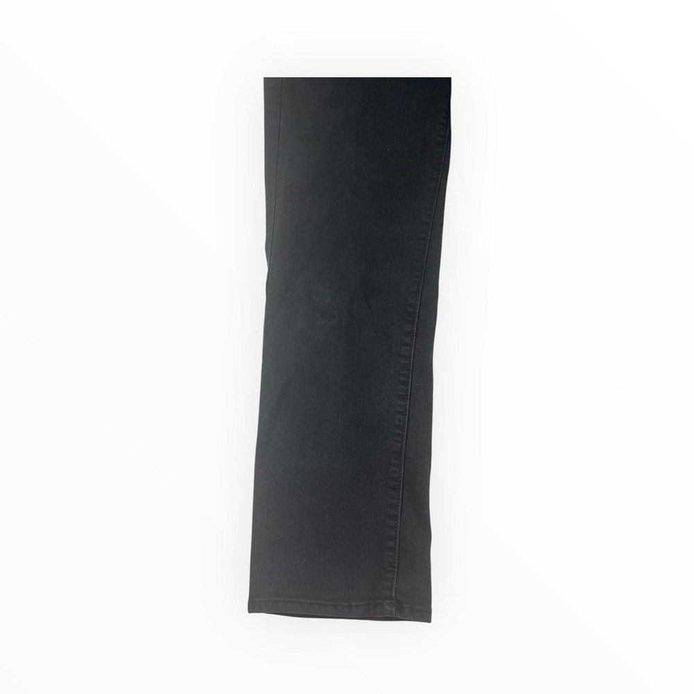 Eddie Bauer Women's Black Curvy Fit Straight Leg Jeans Size 14 - Picture 3 of 16